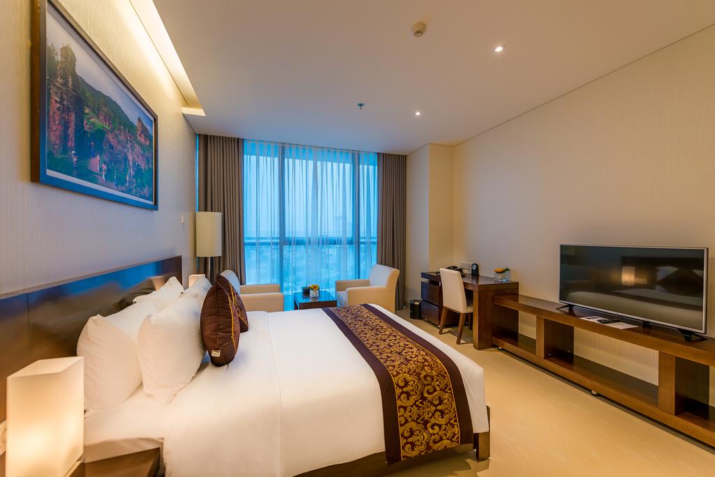 Grand Tourane Hotel Da Nang