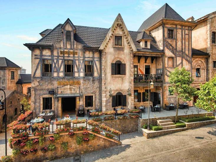 Mercure Danang French Village Bana Hills 4* Вьетнам, Дананг