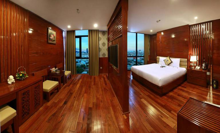 Vy Thuyen Hotel