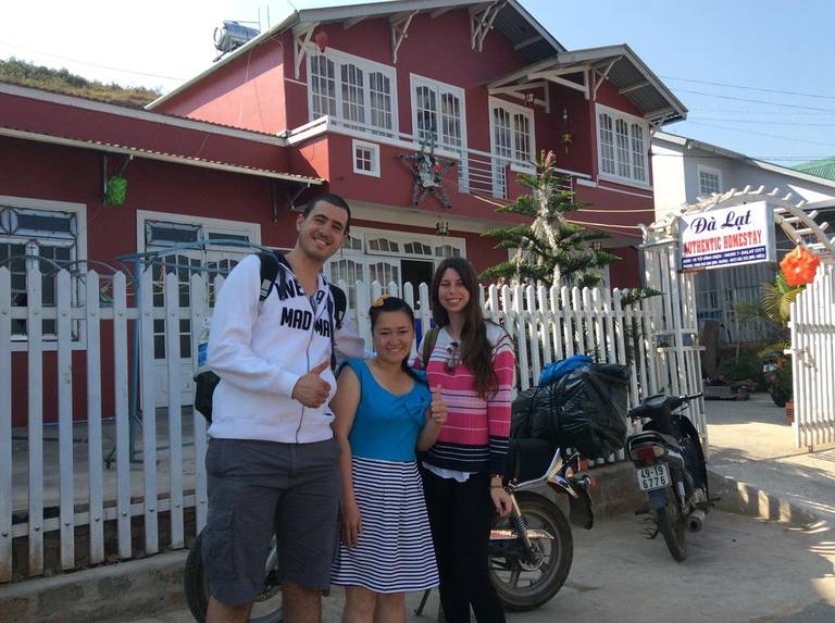 Authentic Family Homestay