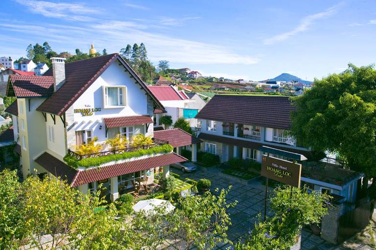 Hoang Loc Villa