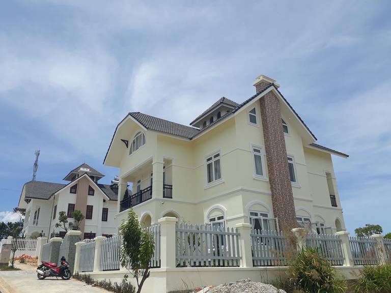 Dong Quan Villa