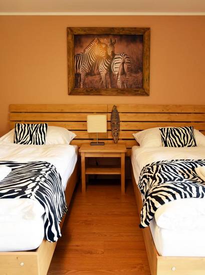 Africa House 3* Чехия, Злин