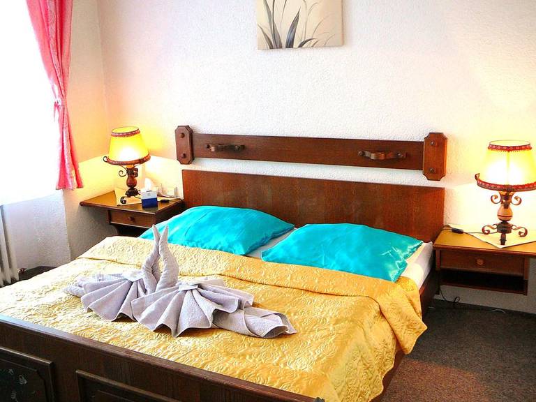 GL Hotel