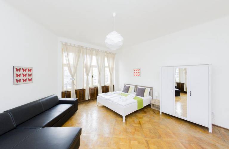 Apartments Tesnov