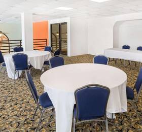 Отдых в Howard Johnson Hotel & Suites - США, Вильямсбург