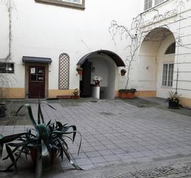 Apartment Loretanska в Праге