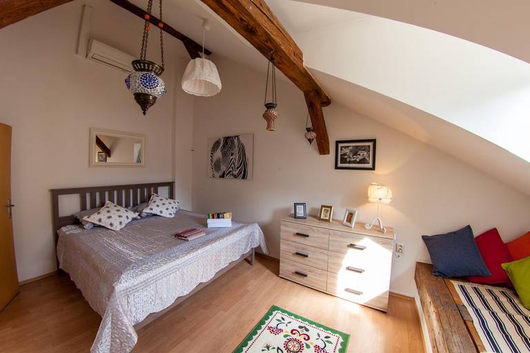 Bonjour Apartment Stepanska