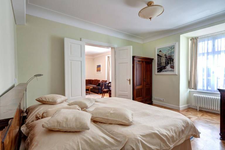 The White Swan Double Apartment