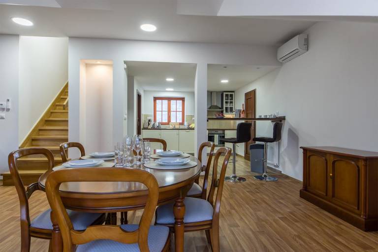 Superior Angel Apartment