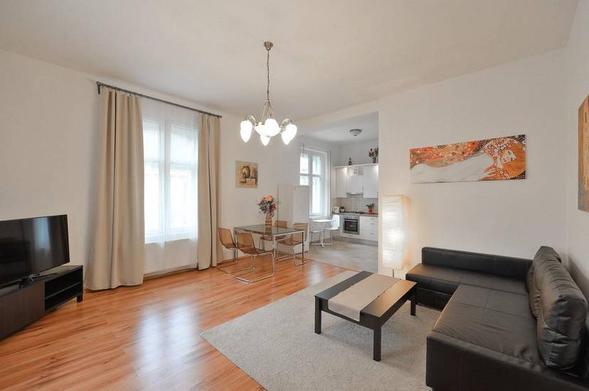 Exclusive apartment on Zborovska Чехия, Прага