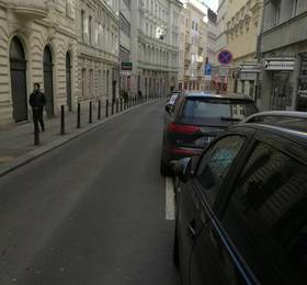 Cozy Smeckach Apartment в Праге