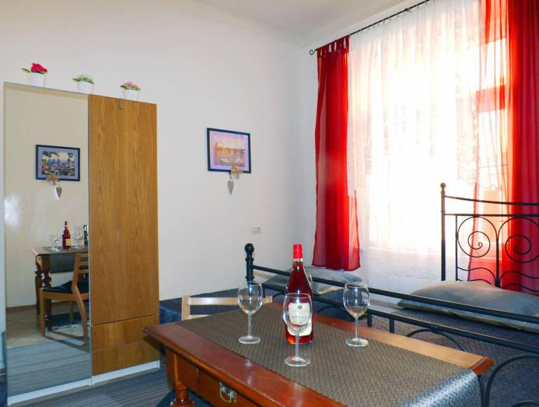 Sweethome Apartment at Kubova 2