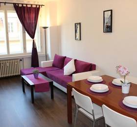 Go Native Prague Apartment в Праге