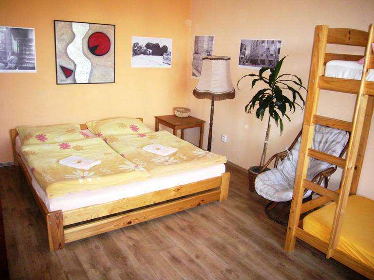 Apartman Flora