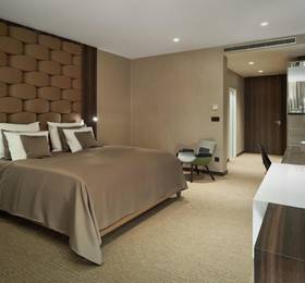 Туры в Theatre Hotel в Чехии