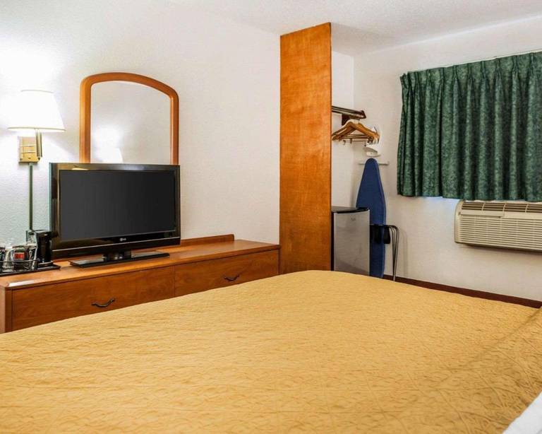Quality Inn South