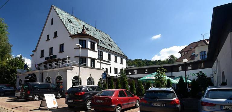 Hotel U Jezirka