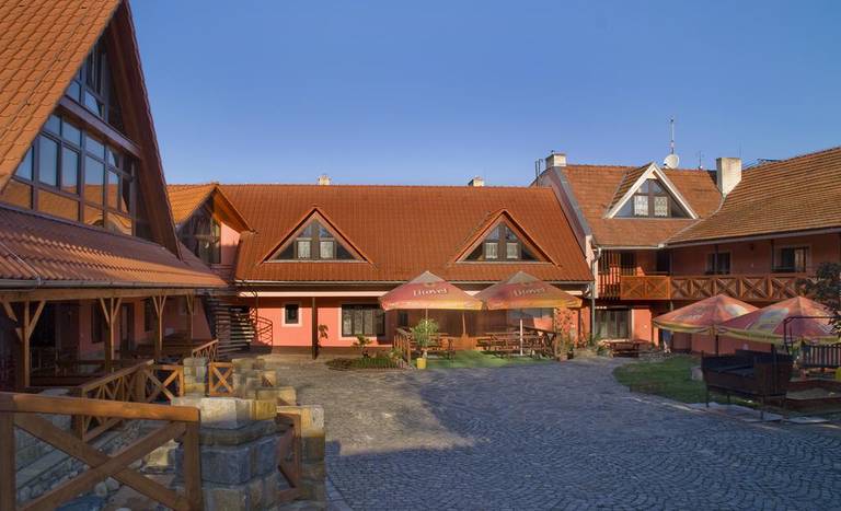 Bezmerovsky dvůr Kromeriz