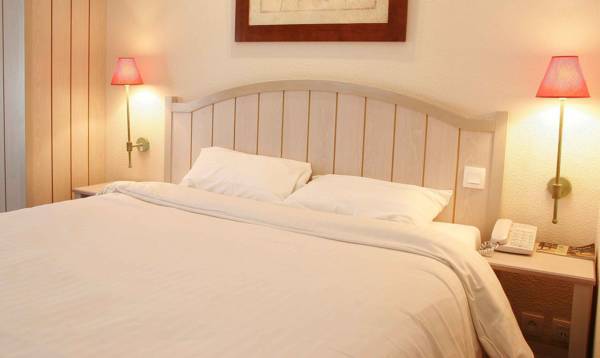 Kyriad 2* Франция, Париж
