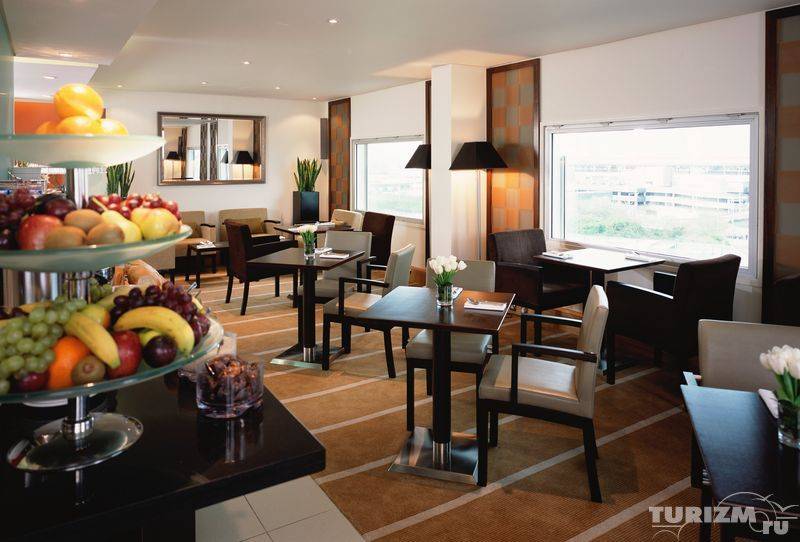 Hilton London Heathrow Airport 4* Великобритания, Лондон