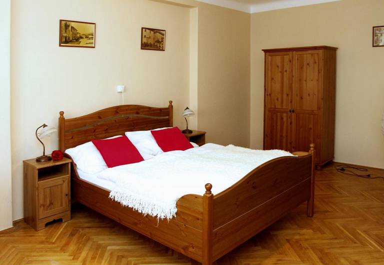 Apartment U Krale Tylova 515
