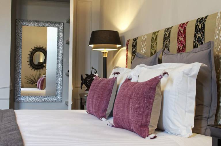 Le 27- Boutique B B