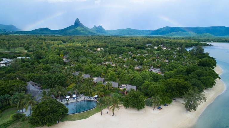 Maradiva Villas Resort & Spa
