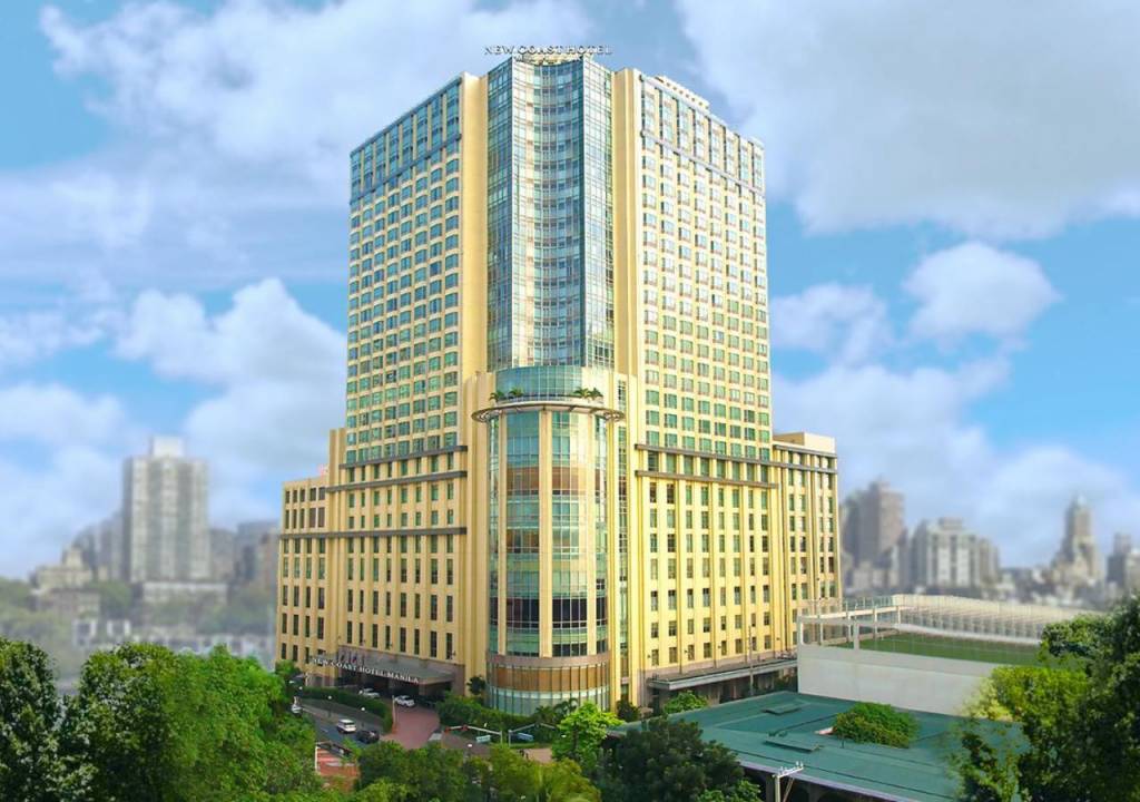 New Coast Hotel Manila 5*