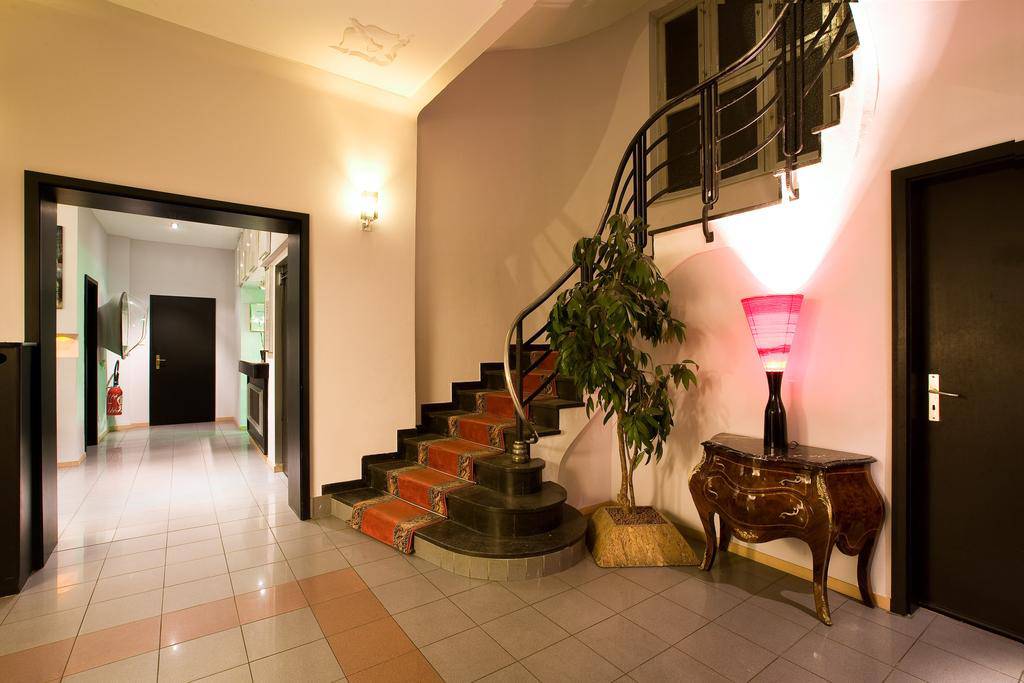 Hotel Esplanade 2*