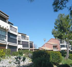 Apartment Les Eaux Vives III Saint Pierre La Mer в Сен-Пьер-сюр-Мере