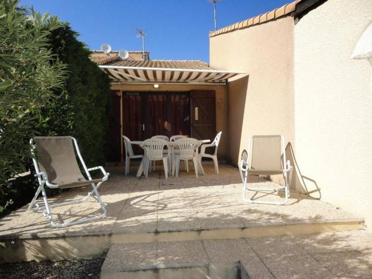 Rental Villa Eaux Vives I - Saint Pierre La Mer 2* Франция, Сен-Пьер-сюр-Мер