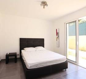 Villa Azureene в Сен-Лоран-дю-Варе