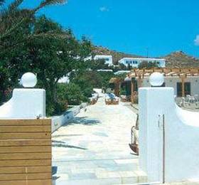 Туры в Contiki Resort 18-35s в Греции