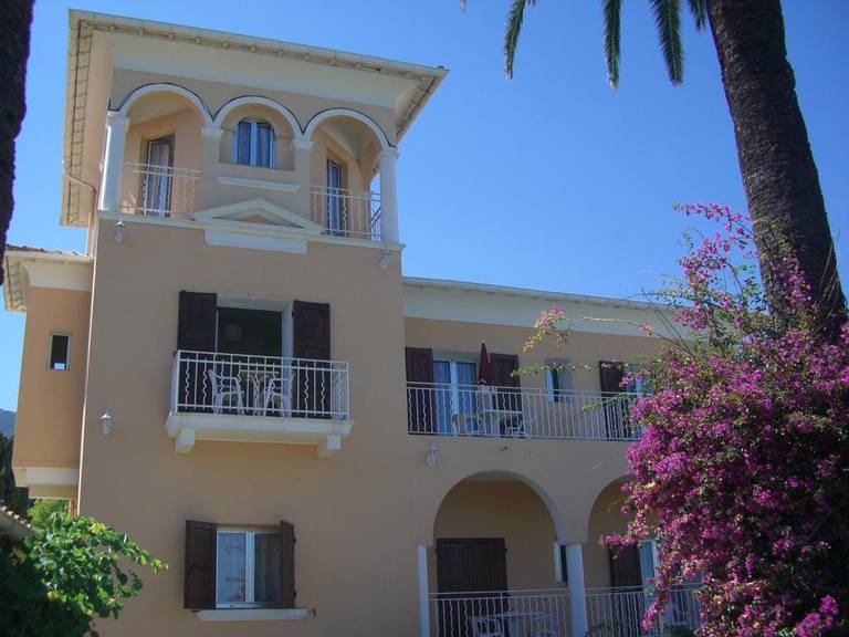Hotel Reine DAzur