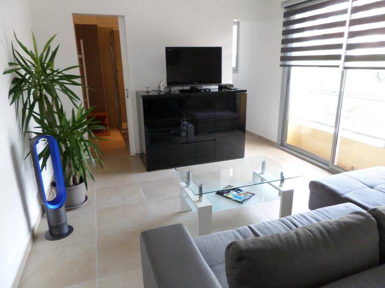 Joli Appartement entre Menton et Monaco
