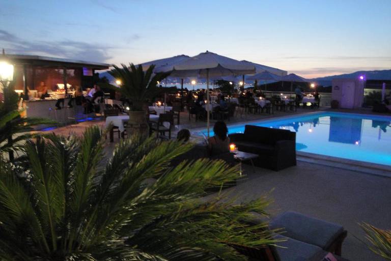 Le Bella Vista Residence