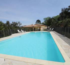 Туры в Holiday home Plan De La Tour в Франции