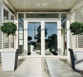 Brasilia Hotel в Палава-ле-Фло
