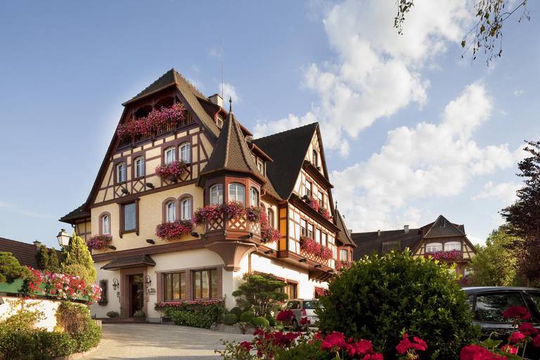 Le Parc Hotel, Restaurants & Spa