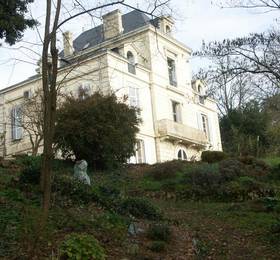 Domaine de Castel Parc в Ньоре