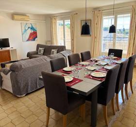 Отдых в Appart Duplex Laennec - Франция, Ним