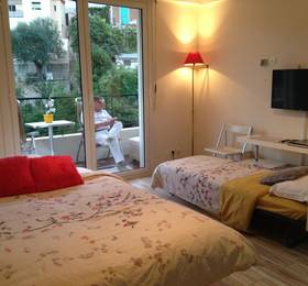 Le Christina-La Madeleine Apartment в Ницце