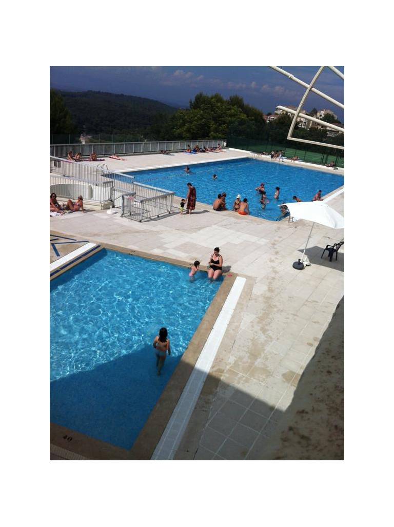 15 mins. from Cannes with swimming pool