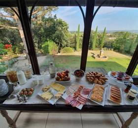 La Bastide de Soubeyras в Менербе