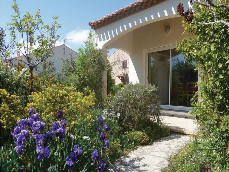 Four-Bedroom Holiday Home in Marseillan