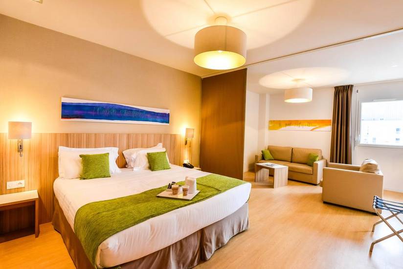 Quality Suites Lyon 7 Lodge 4* Франция, Лион