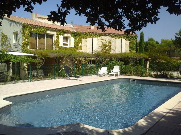 Gite Luberon 6 personnes avec piscine