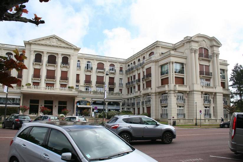 Hermite au Touquet Франция, Ле-Туке-Париж-Пляж