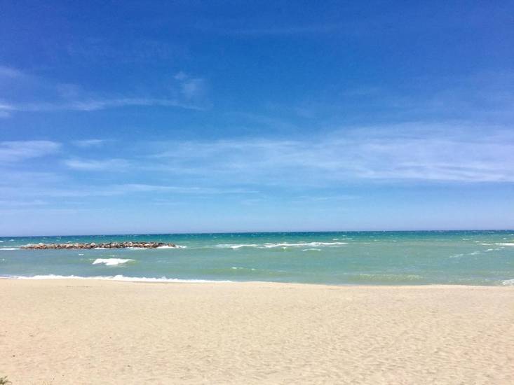 Charmant T 2 vue mer pied dans leau Франция, Ле Баркарес